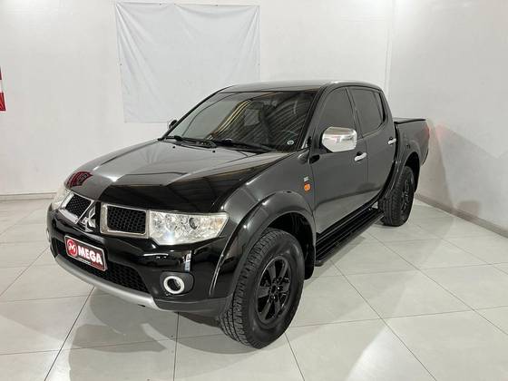 MITSUBISHI L200 TRITON 3.2 HPE 4X4 CD 16V TURBO INTERCOOLER DIESEL 4P AUTOMÁTICO